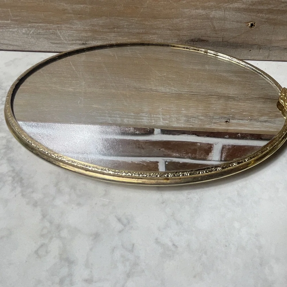 N/A gold tone
